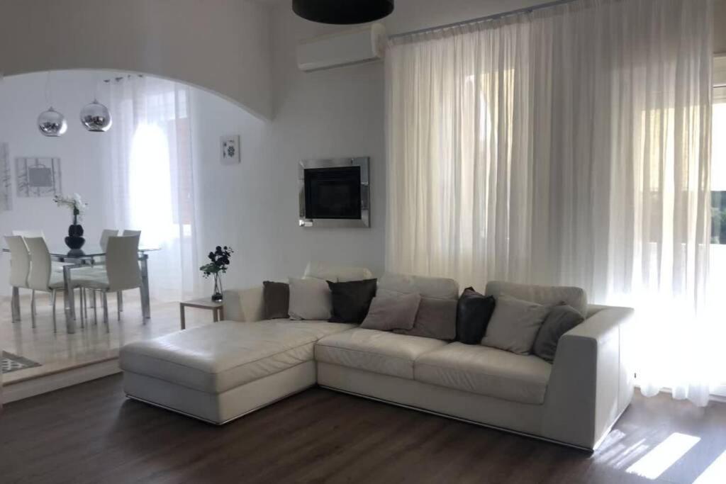 Appartamento Incantevole La Maddalena Vista Mare Codice Iun Q5459 Exteriör bild